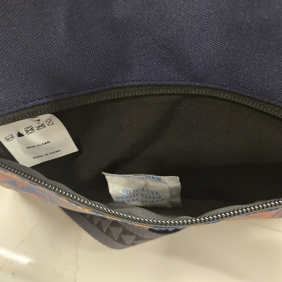 Pendleton Multicolor Sacoche Crossbody Bag - Picture 9 of 15